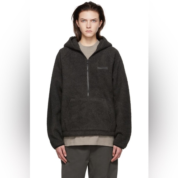 New authentic FEAR OF GOD ESSENTIALS
Black Polyester Hoodie - Picture 1 of 3